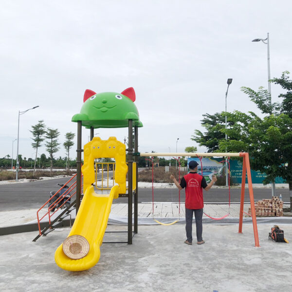 Bộ cầu trượt liên hoàn ngoài trời 1 khối kèm xích đu SC1-002