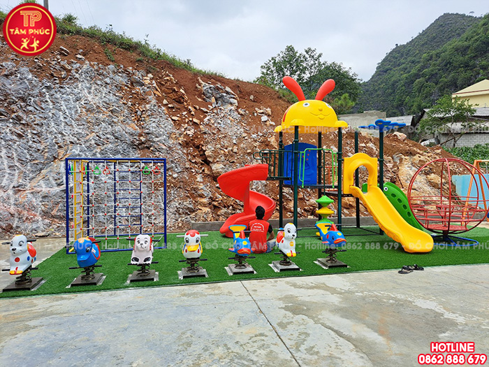 Bộ cầu trượt liên hoàn ngoài trời mái thỏ 2 máng trượt SC1-008