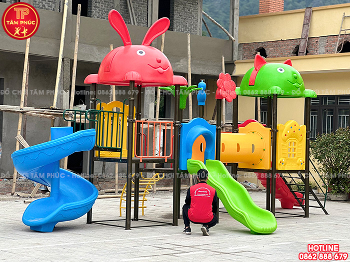 Cầu trượt liên hoàn ngoài trời 3 khối mái Thỏ Mèo ống chui SC1-014