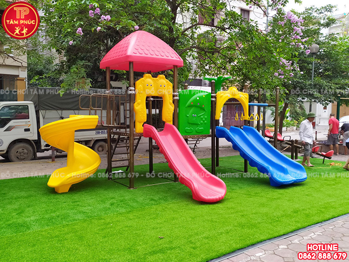 Cầu trượt liên hoàn ngoài trời 3 khối kèm xà đu tay SC1-028