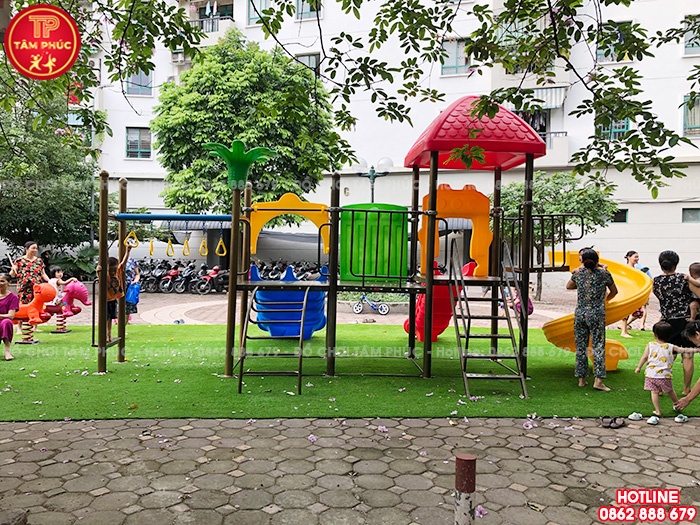 Cầu trượt liên hoàn ngoài trời 3 khối kèm xà đu tay SC1-028