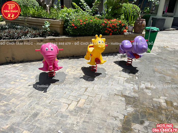 Thú nhún lò xo ngoài trời con Chó nhập khẩu cho bé SC2-017