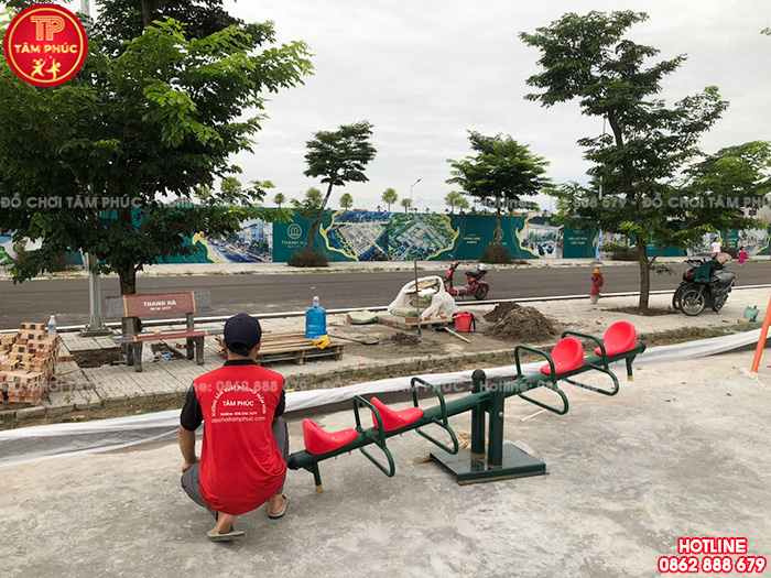 Bập bênh đòn ngoài trời 4 chỗ ngồi cho bé SC3-002