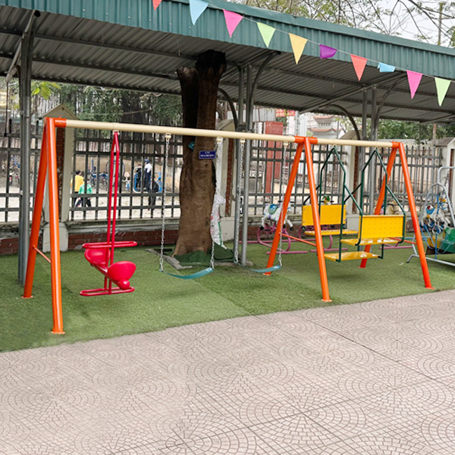 Xích đu cho bé 4 ghế 8 chỗ ngồi ngoài trời đẹp SC4-008