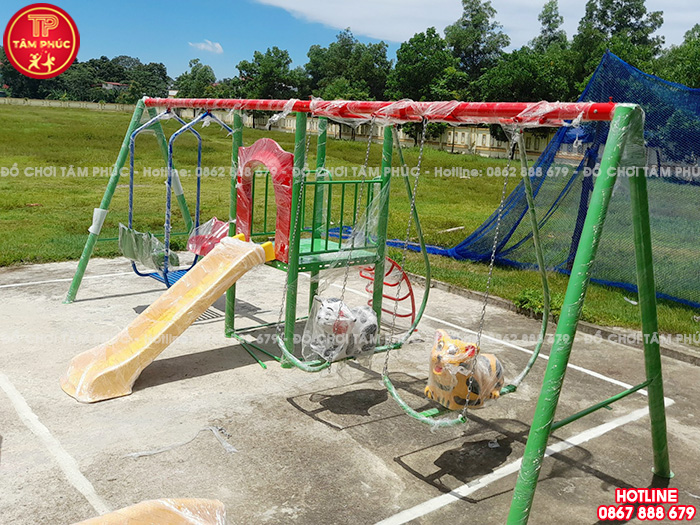 Xích đu kèm cầu trượt ngoài trời máng đơn cho bé SC4-015