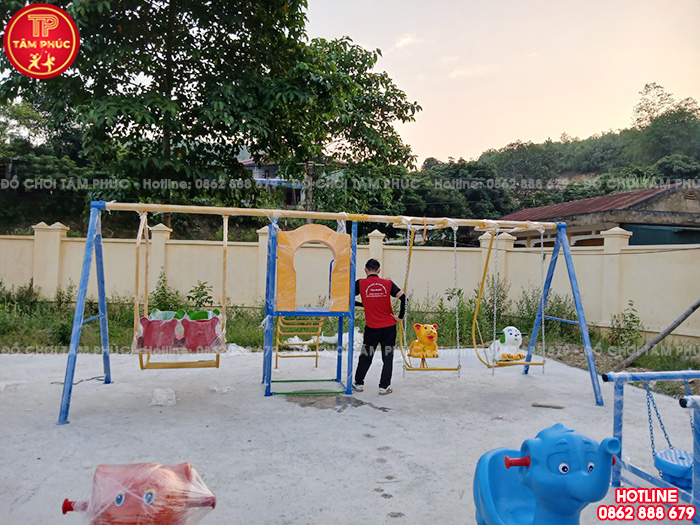 Xích đu kèm cầu trượt ngoài trời máng đơn cho bé SC4-015
