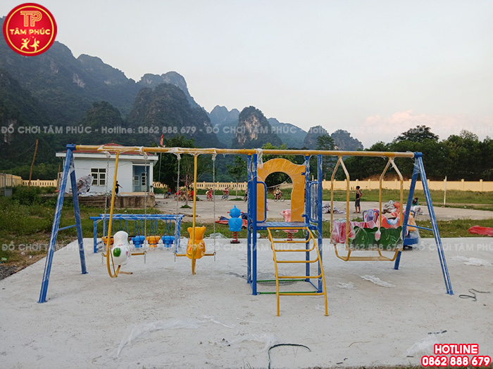 Xích đu kèm cầu trượt ngoài trời máng đơn cho bé SC4-015