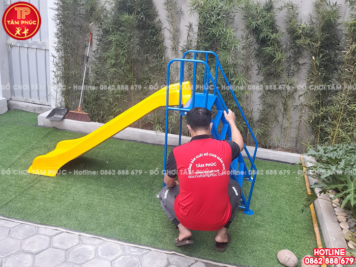 Thang leo cầu trượt ngoài trời cho bé máng đơn Composite SC5-001