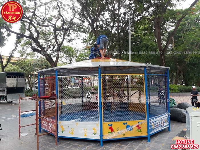 Nhà bóng ngoài trời cho bé mái Composite loại lớn SC6-004