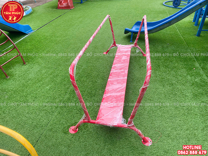 Cầu thăng bằng cố định cho bé mầm non bằng sắt SC7-015