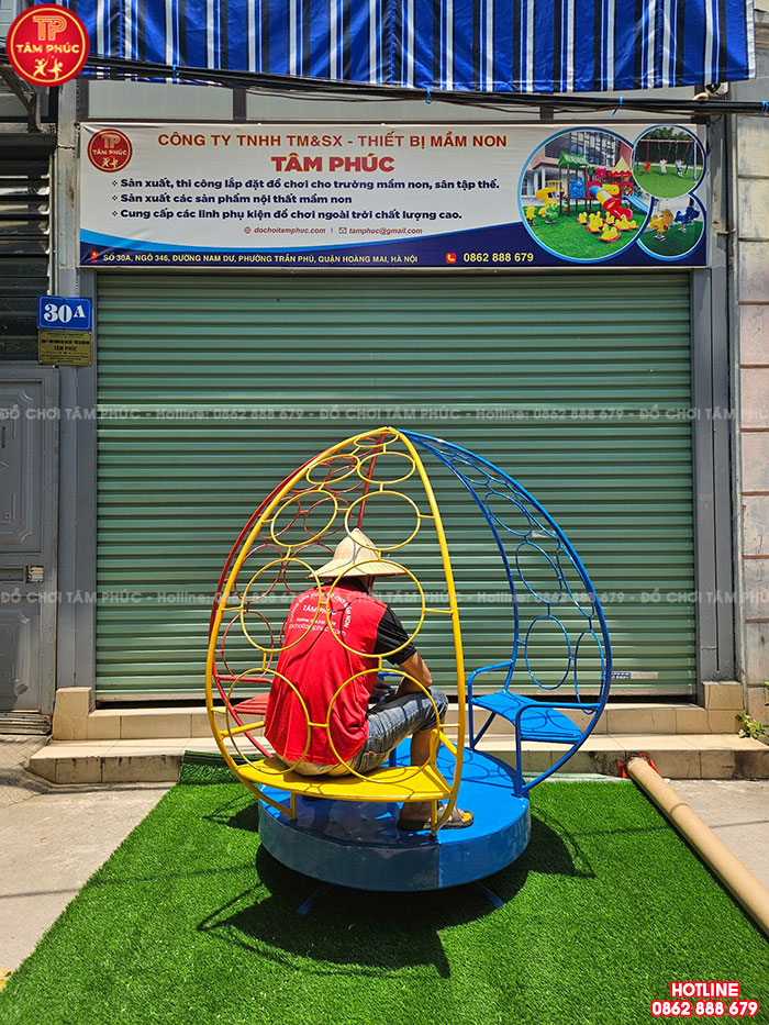 Đu quay hình quả lê cho bé mầm non giá rẻ SC8-009