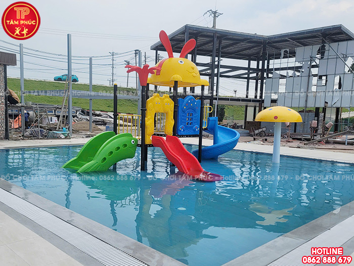 Cầu trượt liên hoàn ngoài trời cho bể bơi trẻ em SC9-013