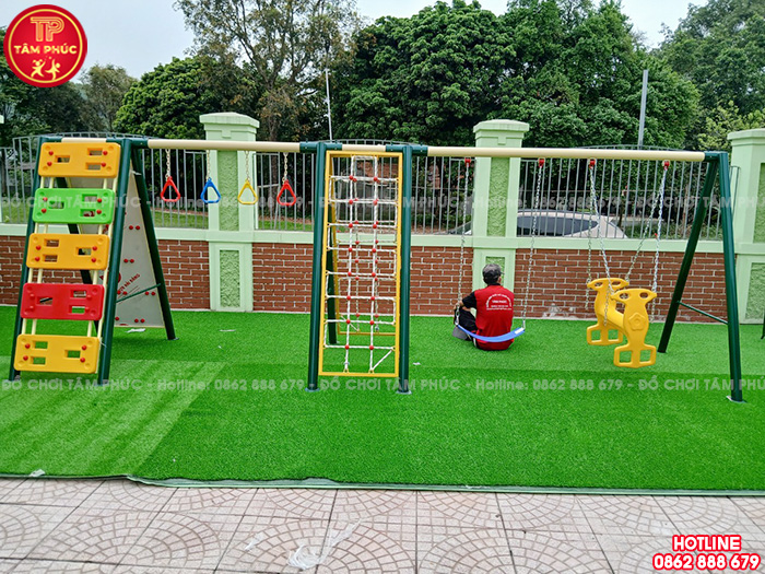 Lắp đặt sân chơi trẻ em ngoài trời cho trường mầm non tại Hòa Bình