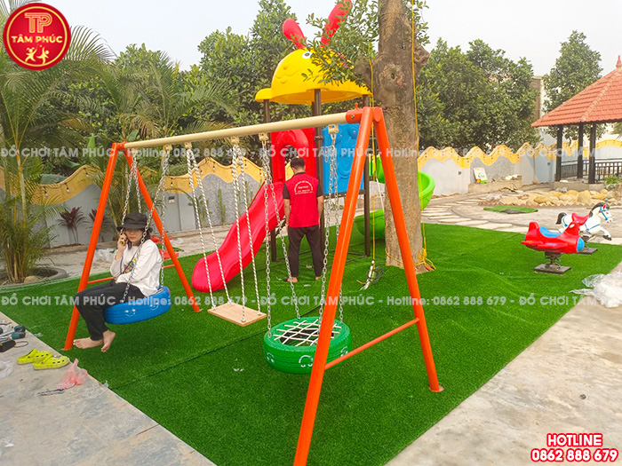 Thi công lắp đặt sân chơi trẻ em ngoài trời cho khu nghỉ dưỡng tại Ninh Bình