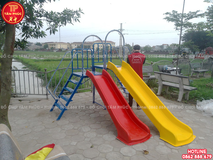 Thi công lắp đặt sân chơi trẻ em ngoài trời cho sân cộng đồng tại tỉnh Nam Định