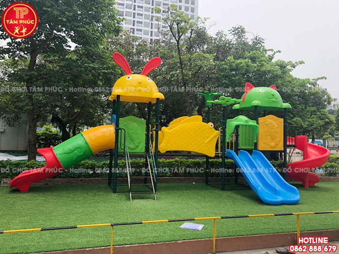 Thi công lắp đặt sân chơi trẻ em ngoài trời khu chung cư ở Hà Đông, Hà Nội