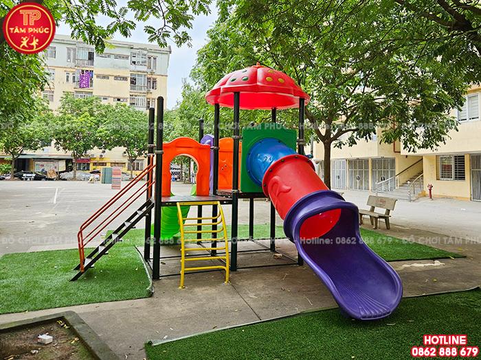Công trình tư vấn lắp đặt sân chơi trẻ em ngoài trời cho khu tập thể