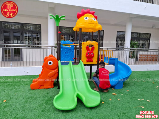 Thi công lắp đặt sân chơi trẻ em ngoài trời trường mầm non tại Hưng Yên