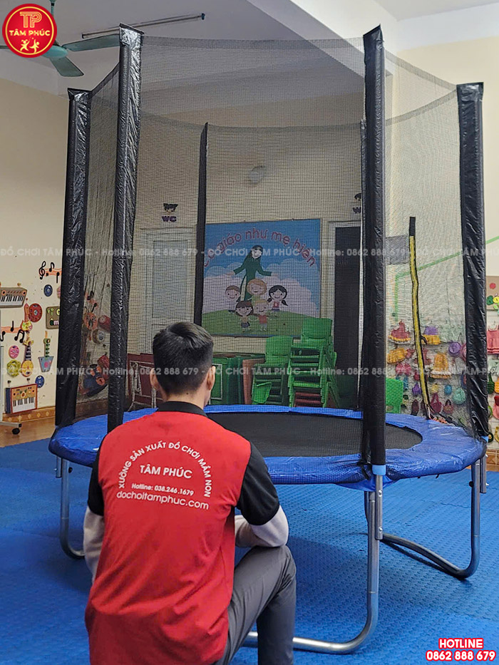 Bộ sàn nhún tròn lưới quây cho bé mầm non
